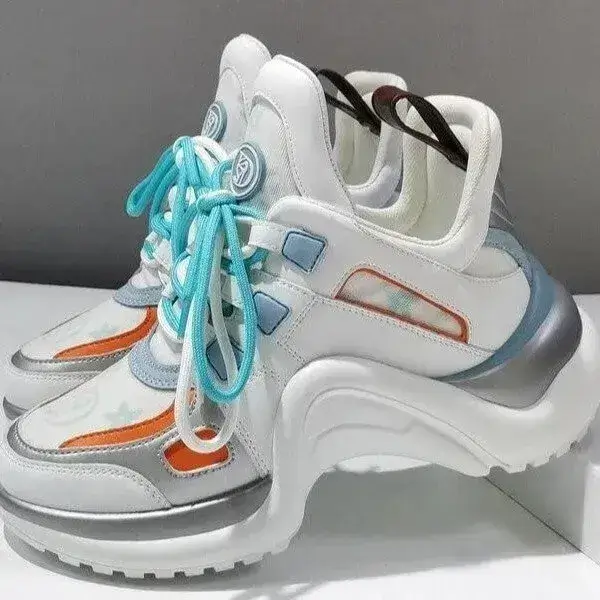 Womens Chunky Sneakers | Temperature-Regulating Low-Top Sports Shoes in Pink, Sky Blue