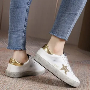 Speedupgadgets Women Fashion Casual Plus Size Star Round Toe Sneakers