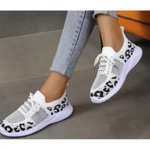 Speedupgadgets Women Fashion Plus Size Spotted Mesh Breathable Round Toe Sneakers