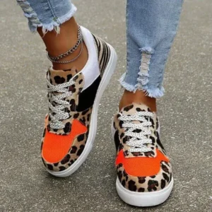 Speedupgadgets Fashionable Round Toe Lace-Up Sneakers